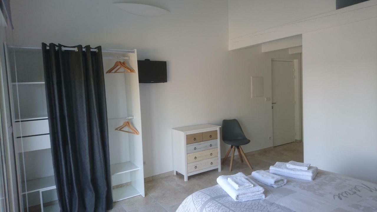 Le Jasmin Bed & Breakfast Montagnac  Exterior foto